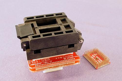 ZIF clamshell lidded socket to SMT pads for 100 lead QFP package